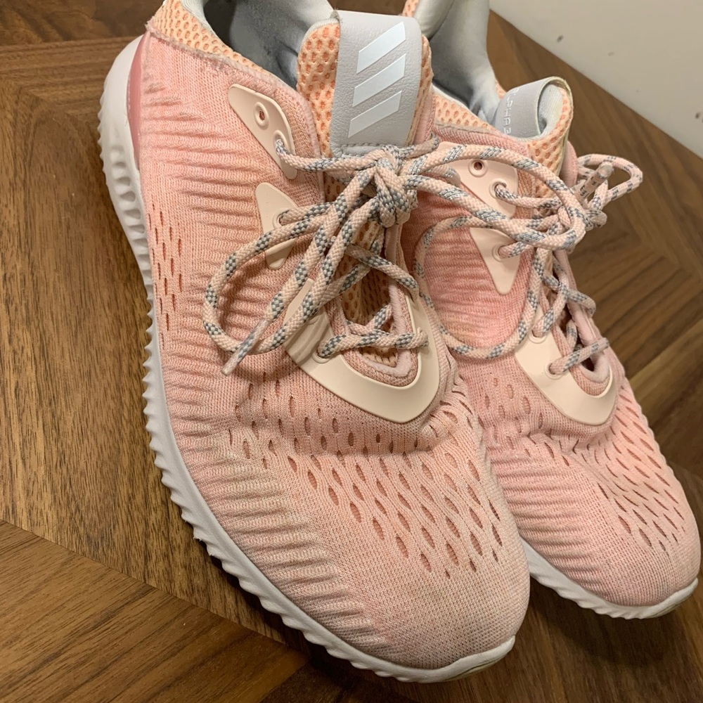 Adidas Alphabounce pink mesh upper women’s Sz 8.5